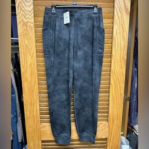 Fabletics On-the-Go Cold Weather Jogger - Reg